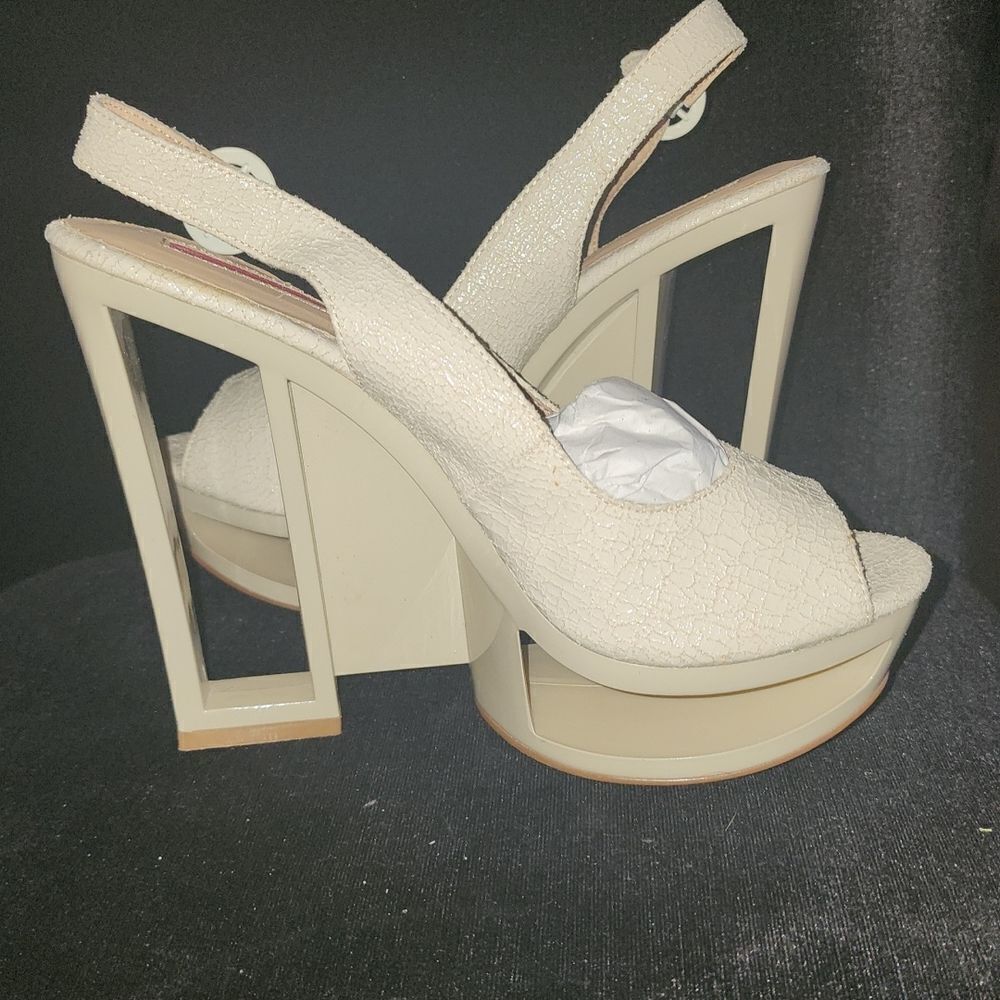 C Label Cut Out 2C Dolce - Picture 3 of 6
